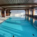 Kennys Bergblick Pool Sauna Tennis Lägenhet Schonach im Schwarzwald